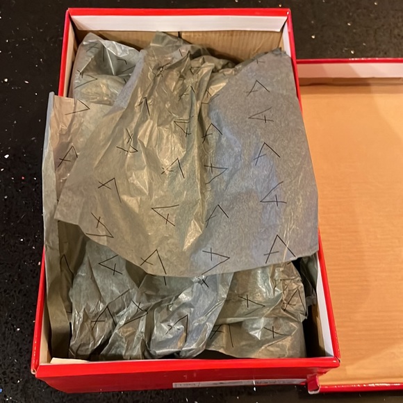 Aerosoles Downtown Black Suede Leather Open Toe Womens Size 10 - Picture 7 of 7